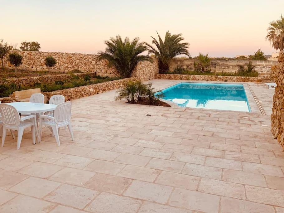 Farmhouse Villa With Large Pool And Garden In Gozo Арб Екстер'єр фото