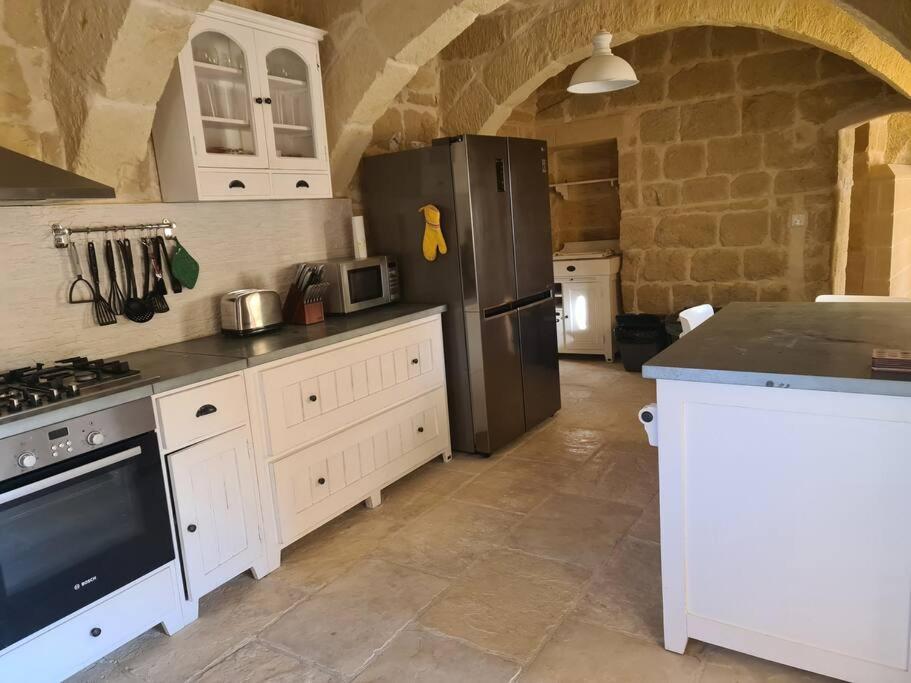 Farmhouse Villa With Large Pool And Garden In Gozo Арб Екстер'єр фото
