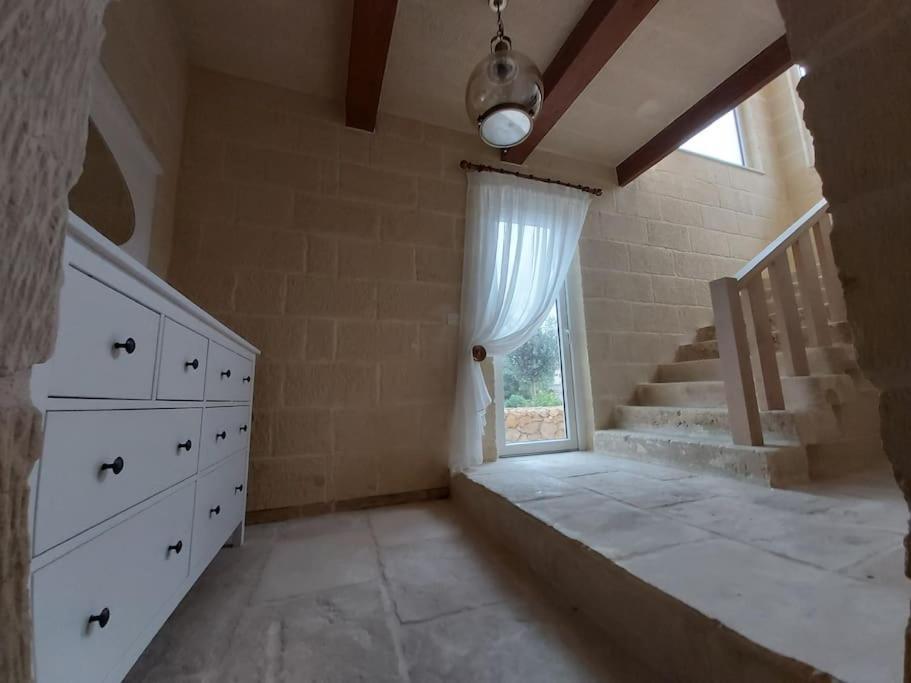 Farmhouse Villa With Large Pool And Garden In Gozo Арб Екстер'єр фото