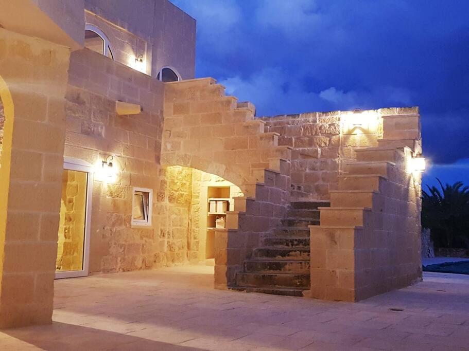 Farmhouse Villa With Large Pool And Garden In Gozo Арб Екстер'єр фото