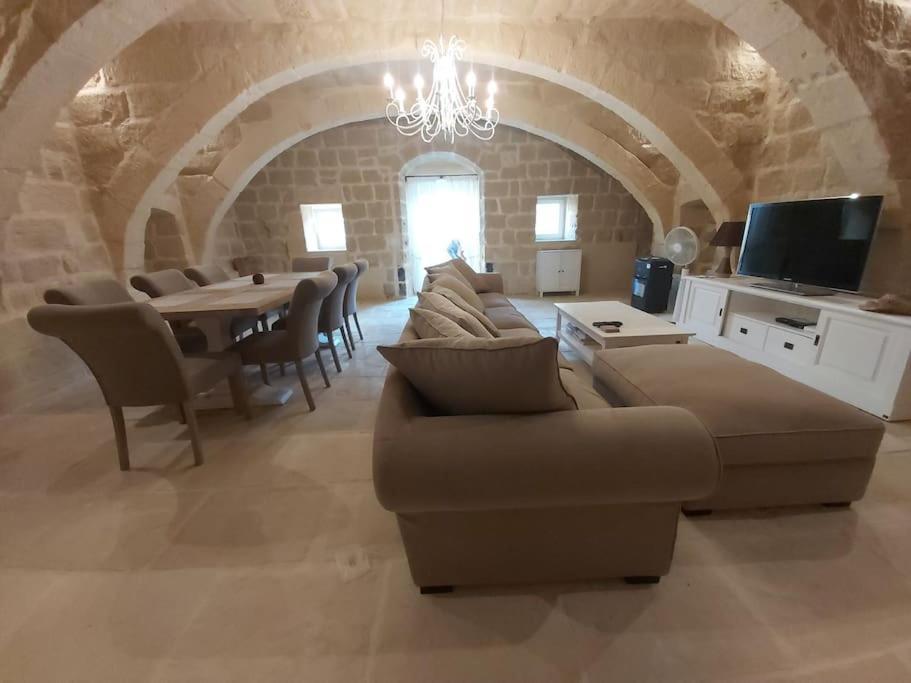 Farmhouse Villa With Large Pool And Garden In Gozo Арб Екстер'єр фото
